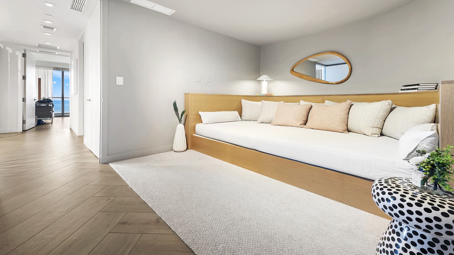 W South Beach Residence #1219 - Image 33