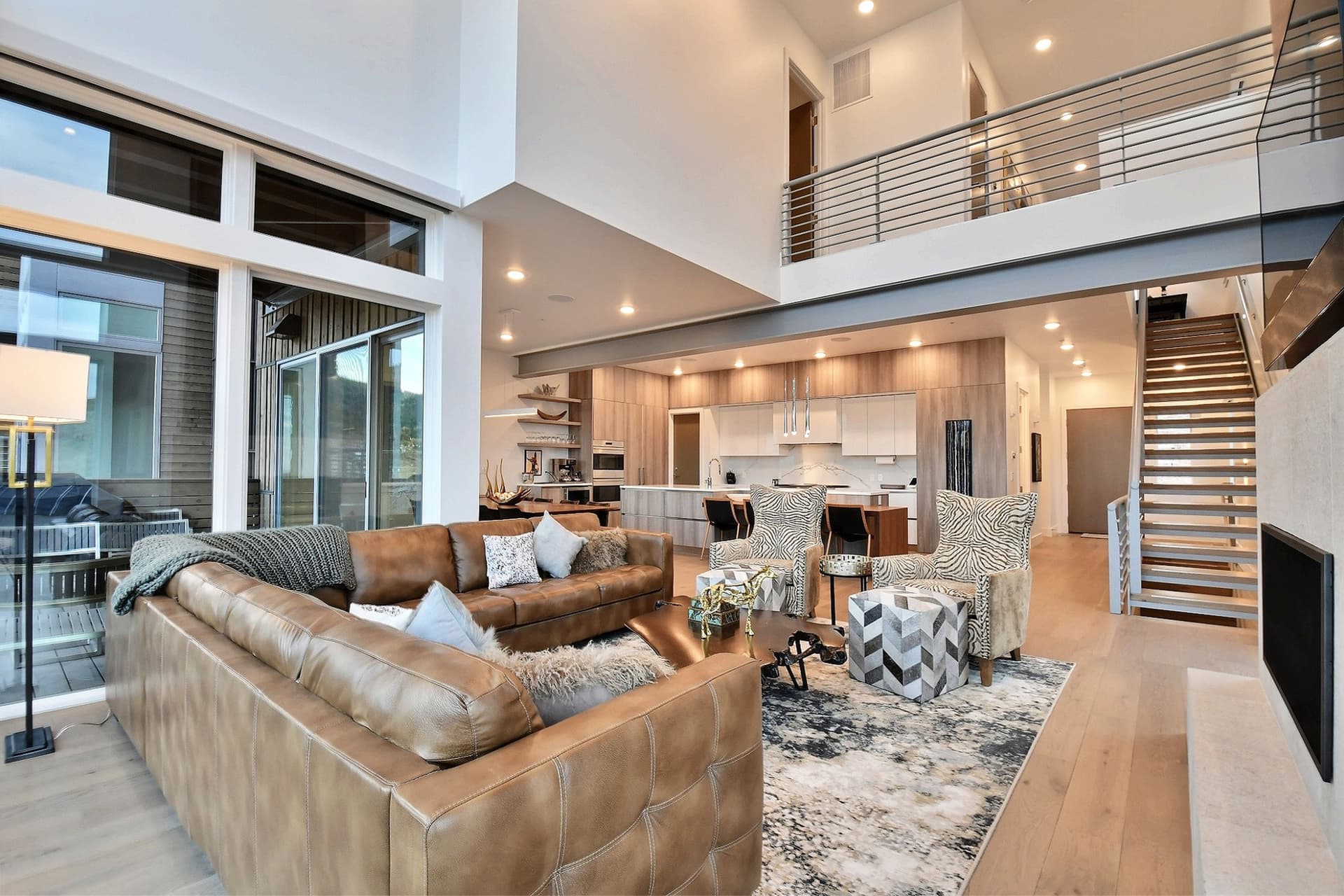 Apex Residences #2201 - Image 19