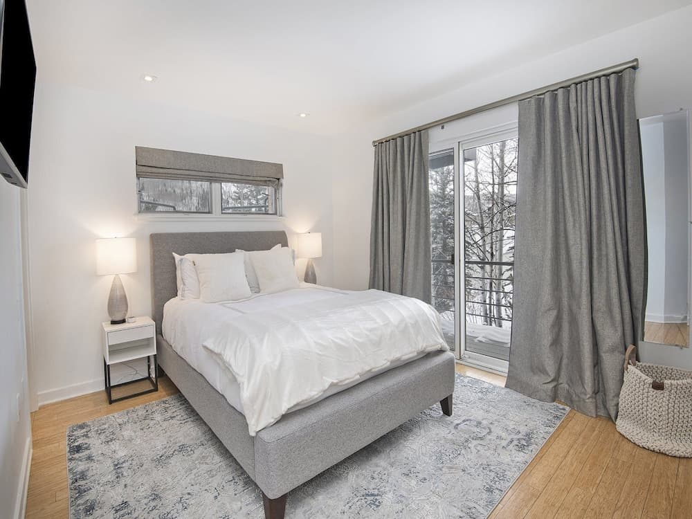 Apres Chalet - Image 27