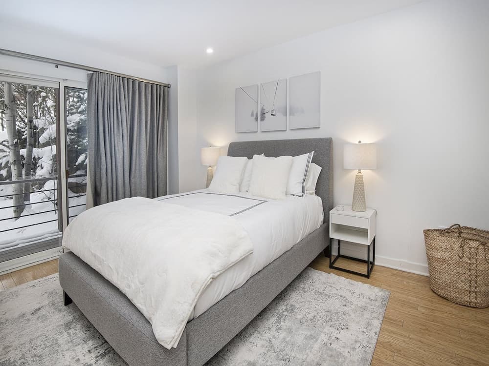 Apres Chalet - Image 34