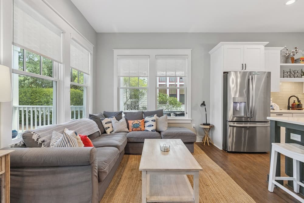 Aquamarine - Image 4