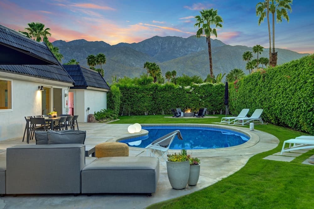 Arch House - Image 19