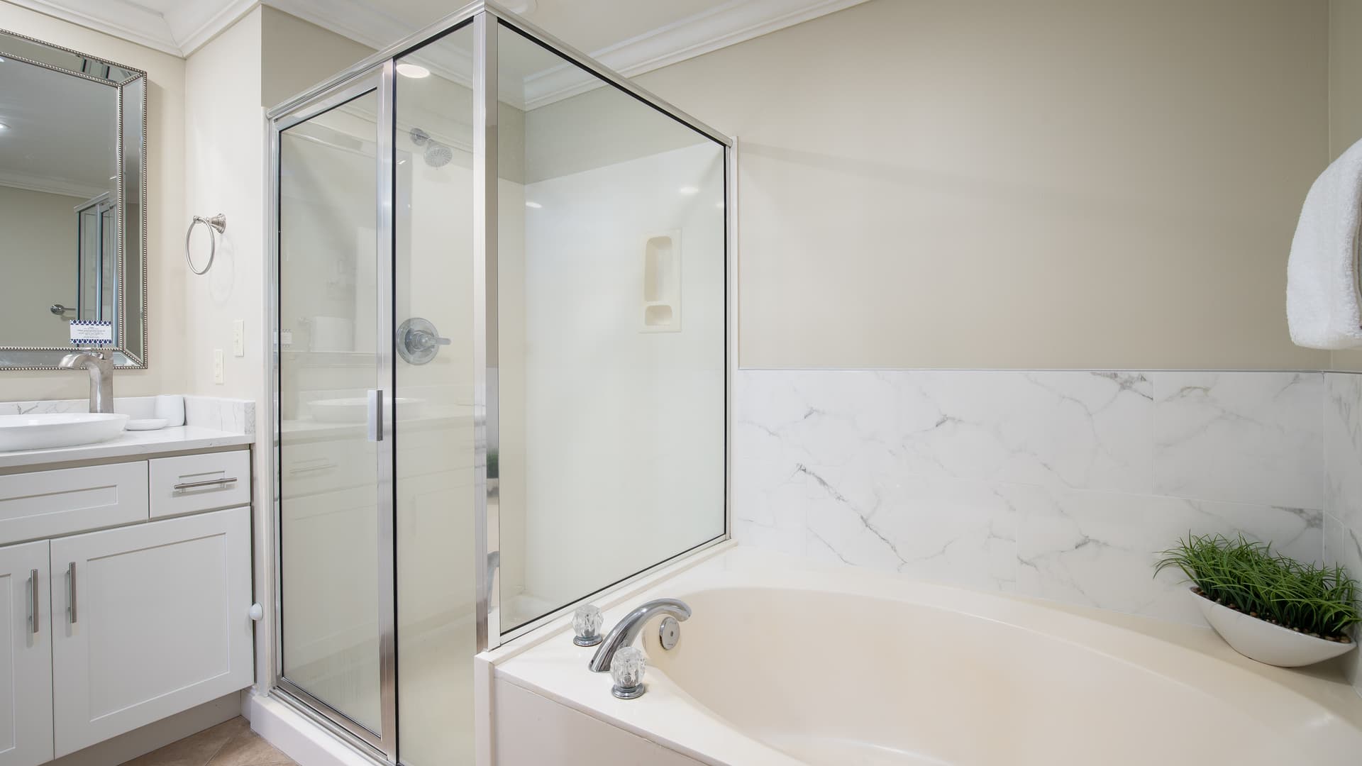 Red Crab Residence - Image 16