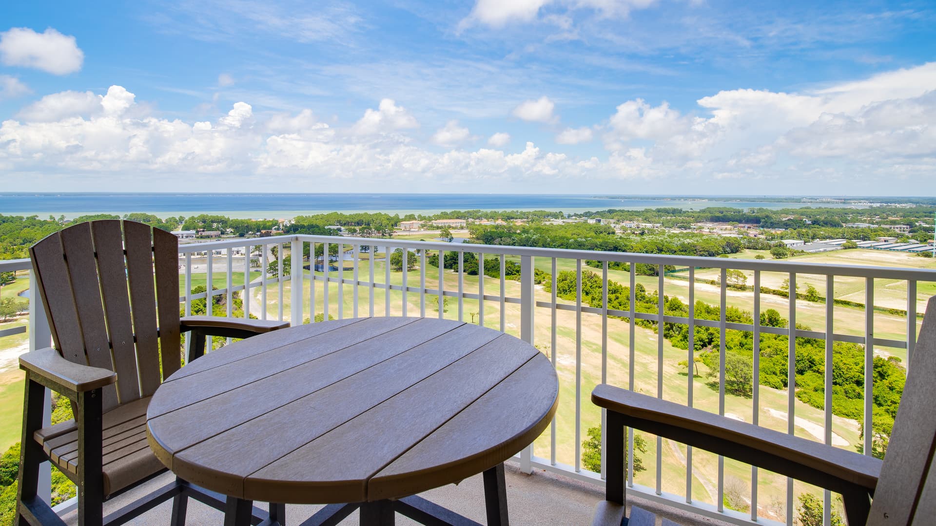 Red Crab Residence - Image 26