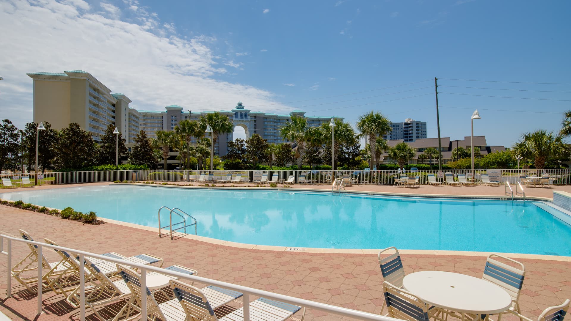 Red Crab Residence - Image 2