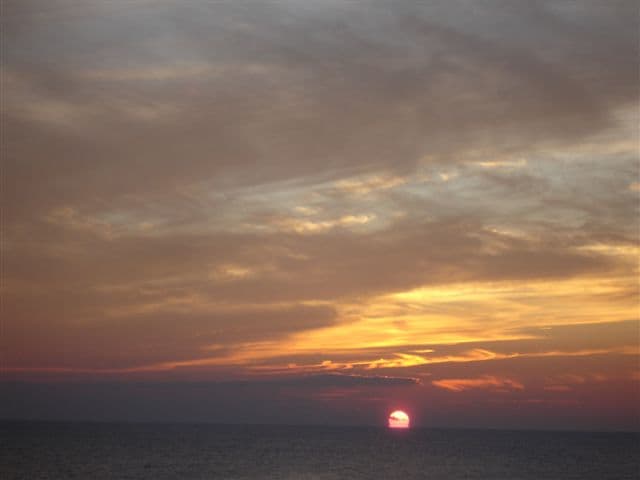 Red Crab Residence - Image 35