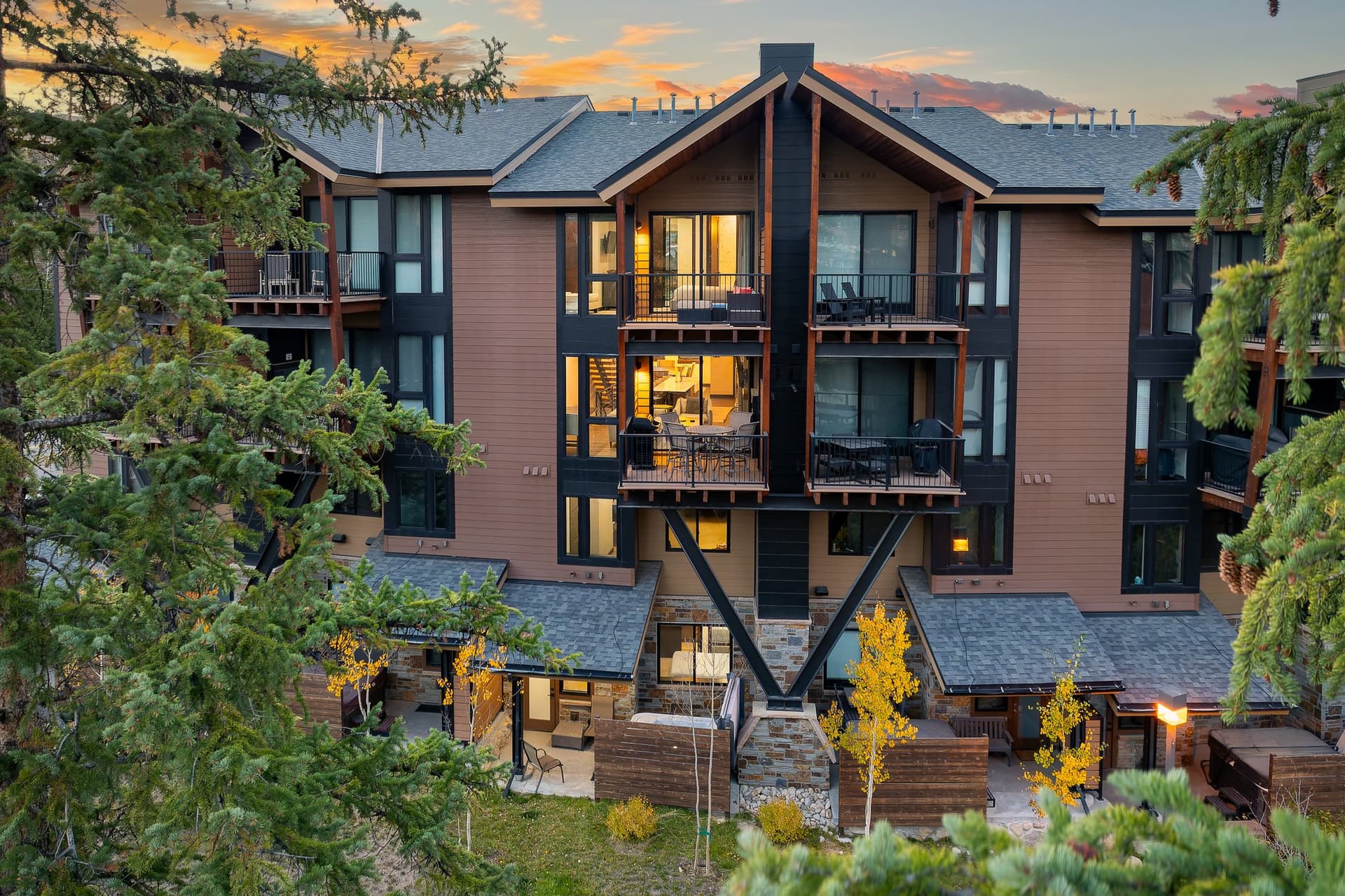 Arrow Luxury Creekside #236 - Image 1