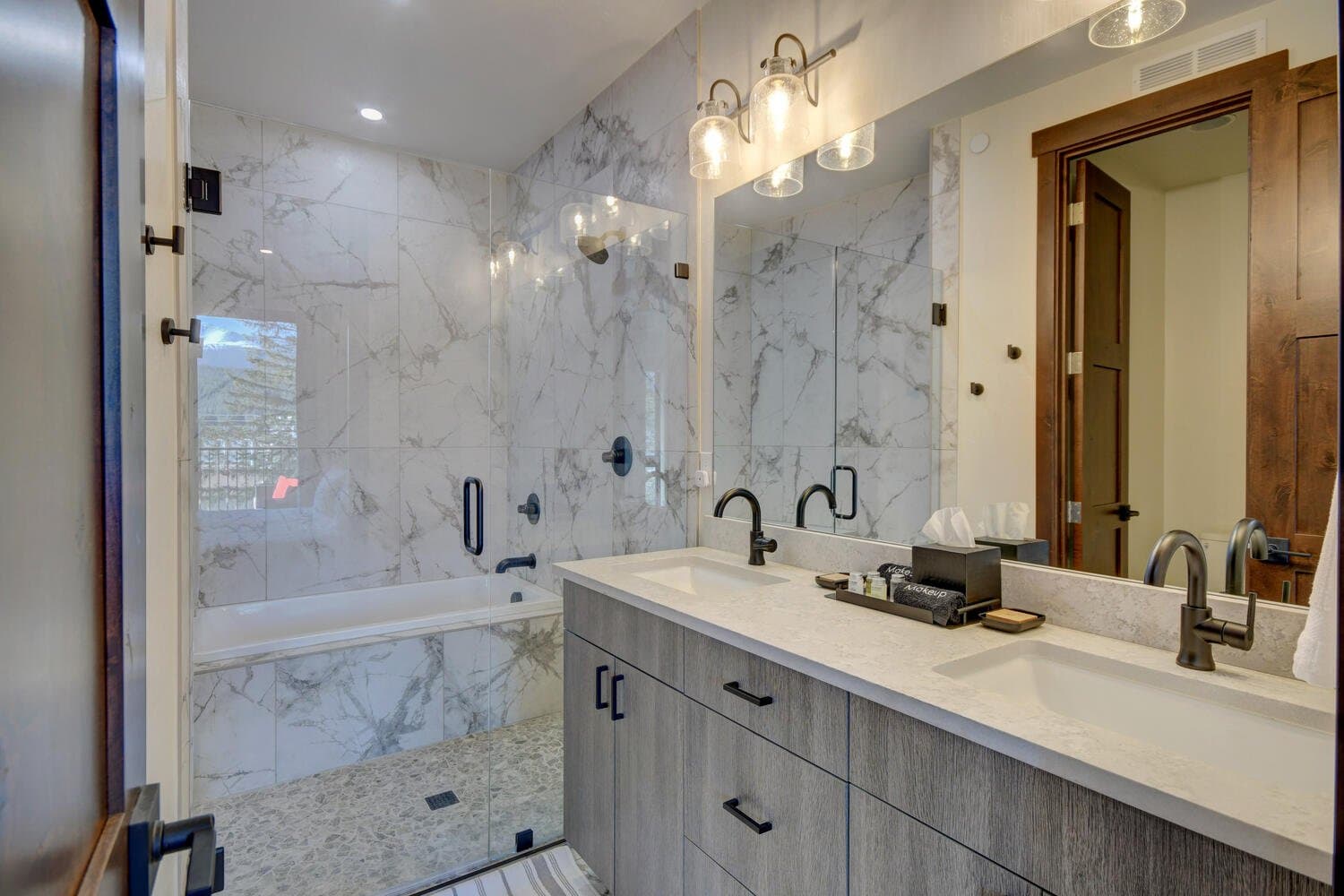 Arrow Luxury Creekside #236 - Image 31