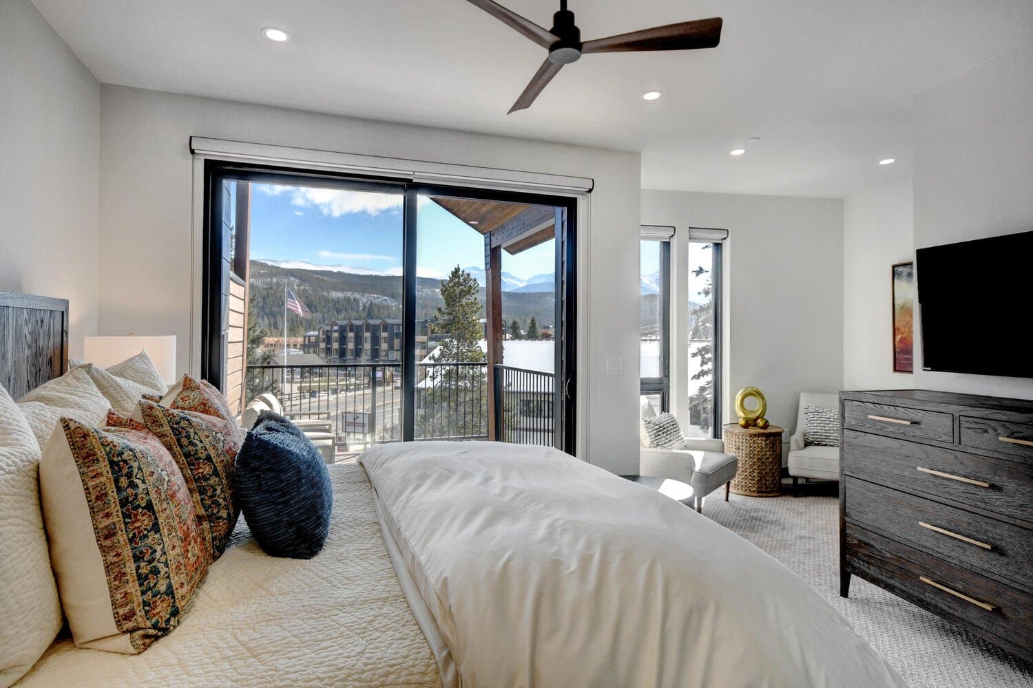 Arrow Luxury Creekside #244 - Image 24