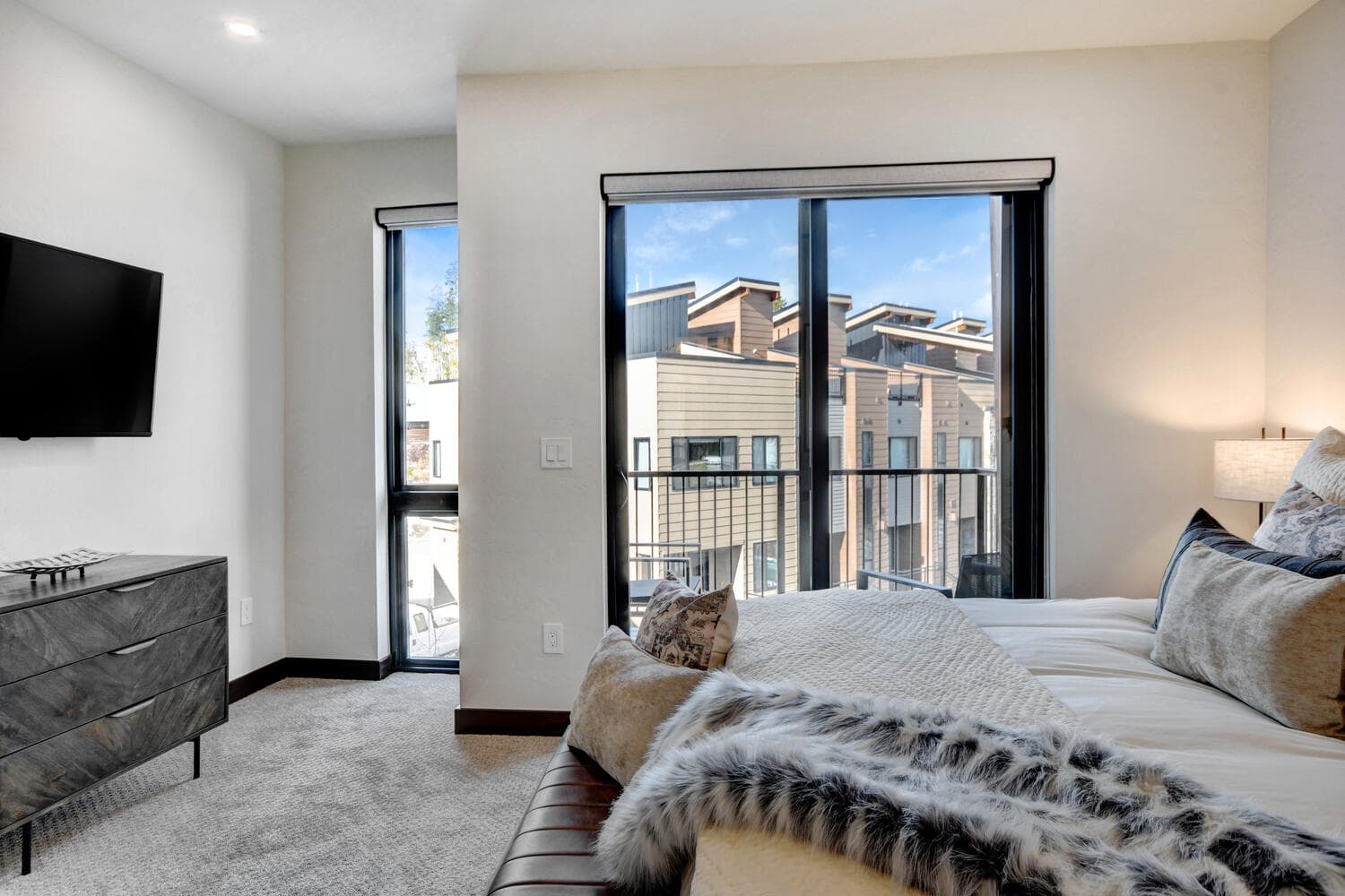 Arrow Luxury Creekside #244 - Image 32