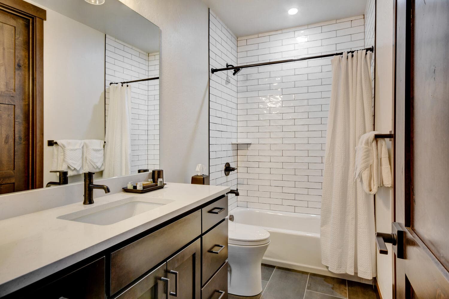 Arrow Luxury Creekside #244 - Image 42