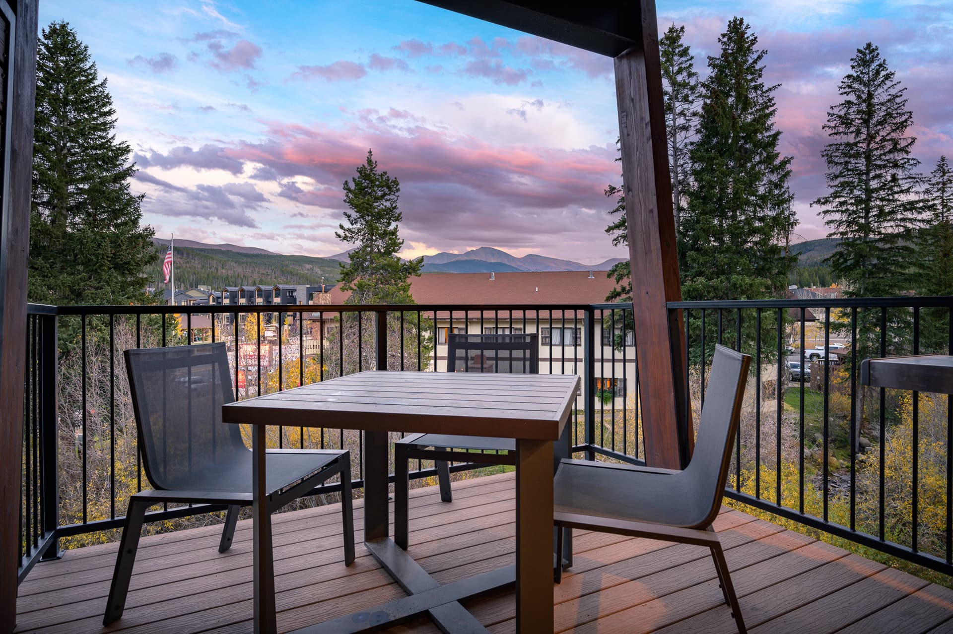 Arrow Luxury Creekside #244 - Image 3