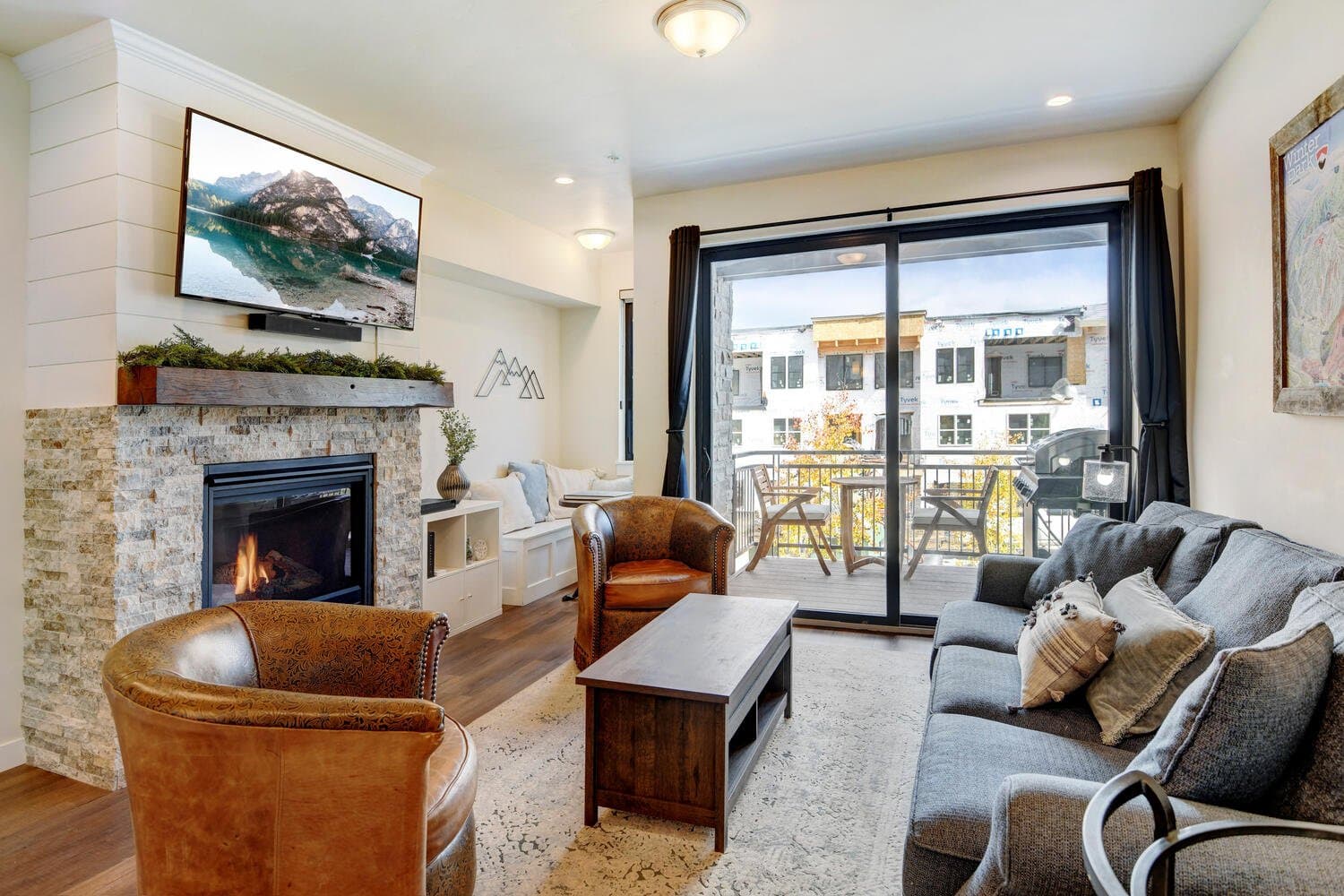 Arrow Luxury Rooftop #254 - Image 4