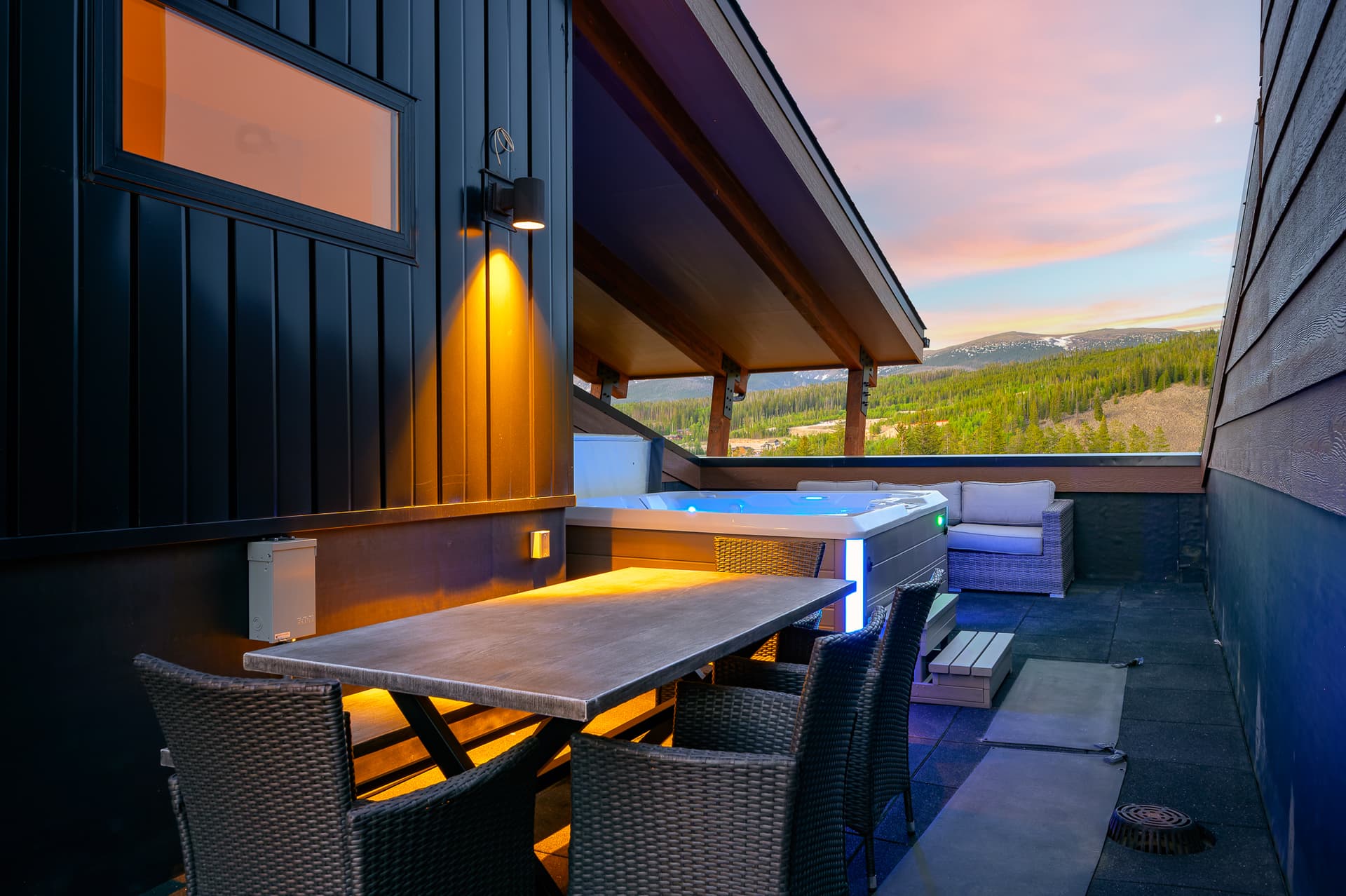Arrow Luxury Rooftop #254 - Image 34