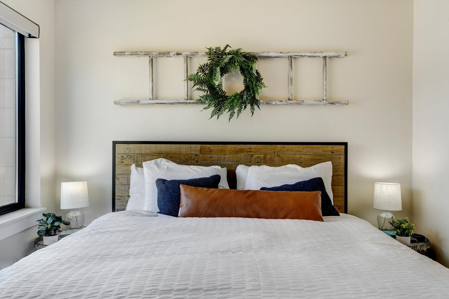 Arrow Luxury Rooftop #254 - Image 11