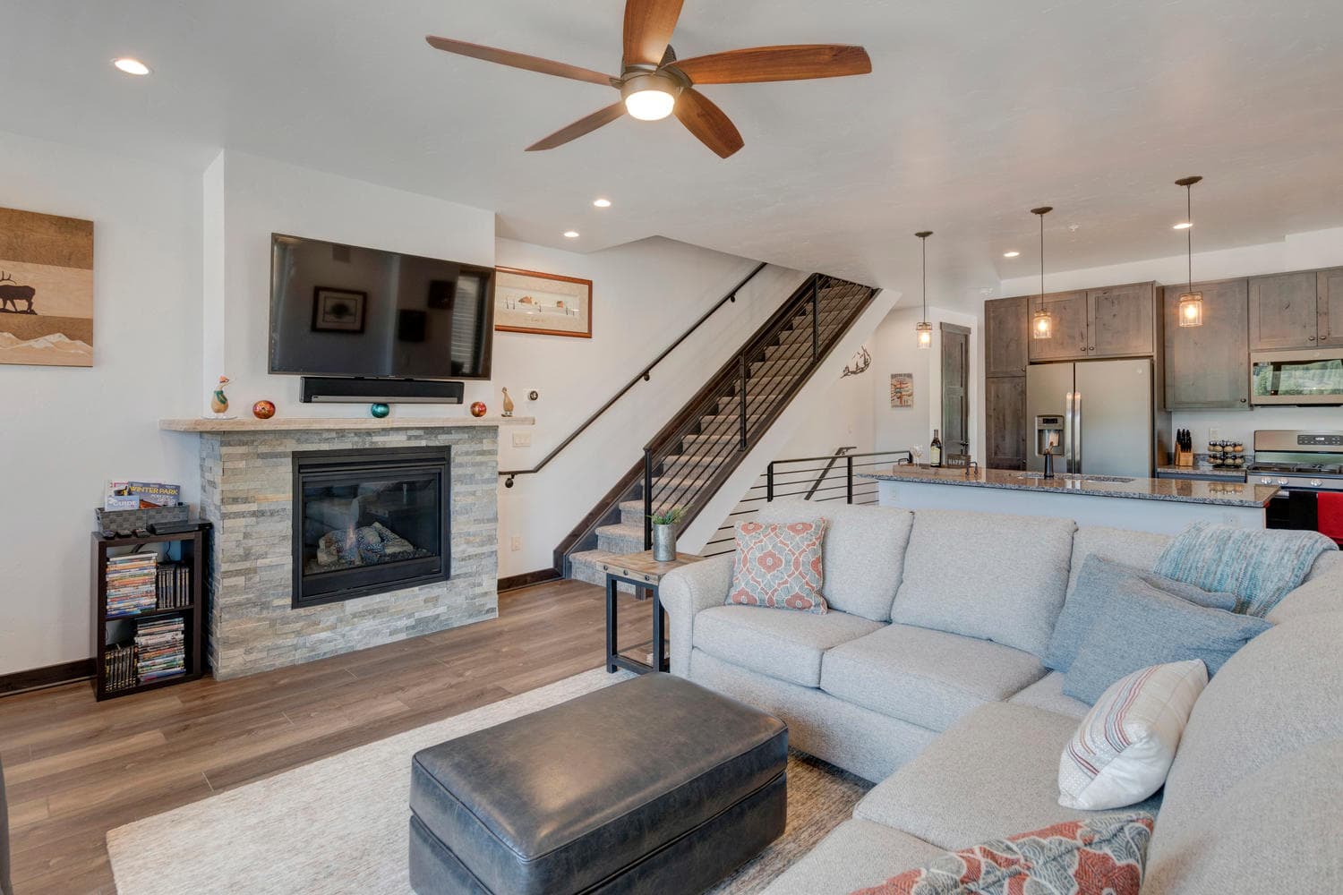 Arrow Penthouse Townhome #282 - Image 5