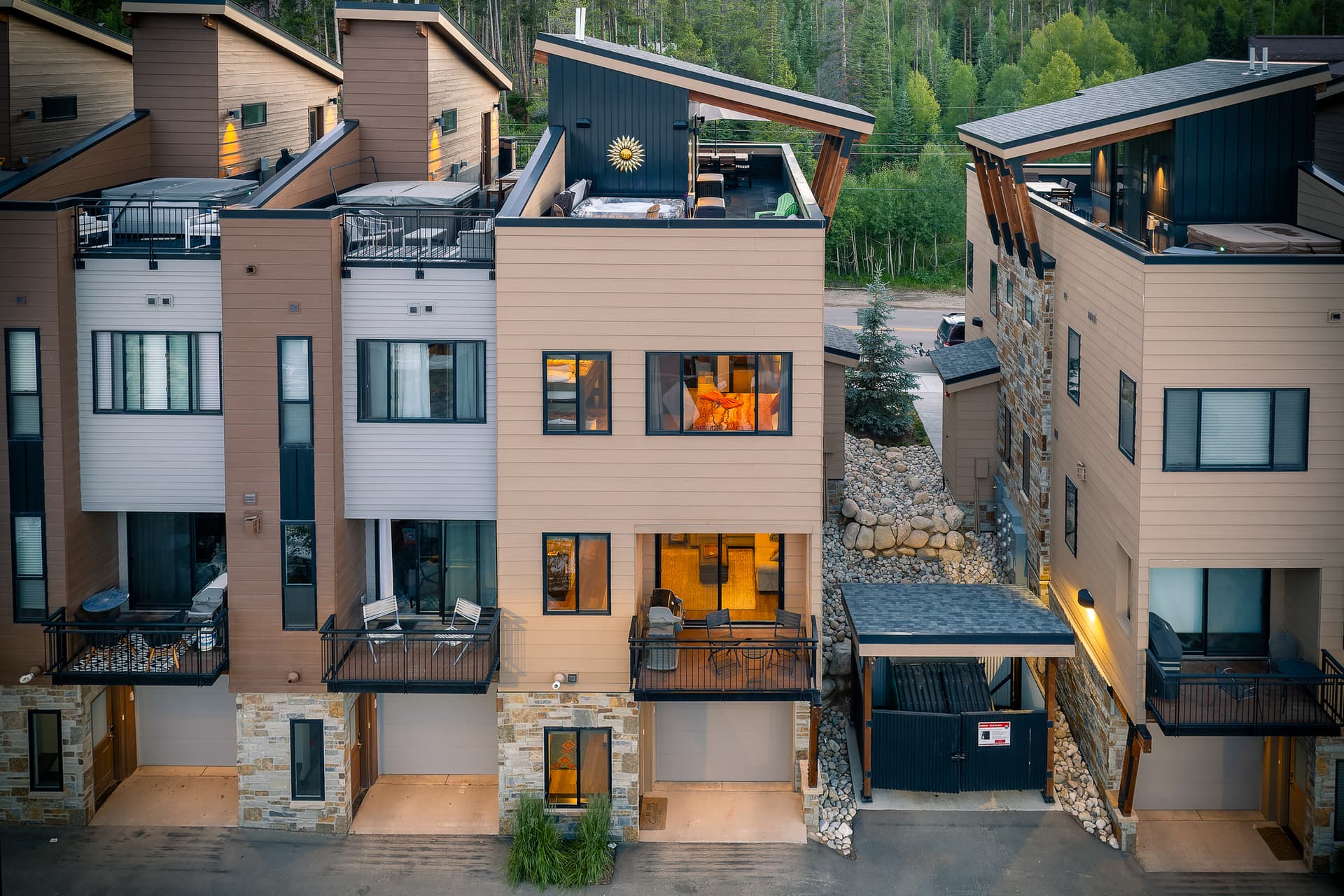 Arrow Penthouse Townhome #282 - Image 7