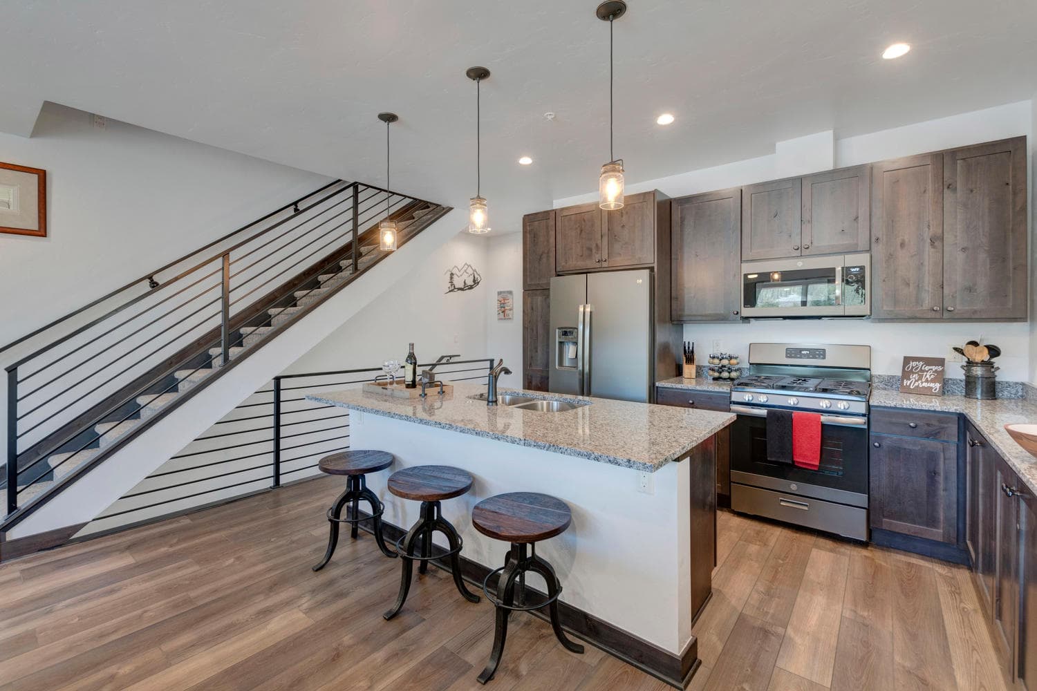 Arrow Penthouse Townhome #282 - Image 5