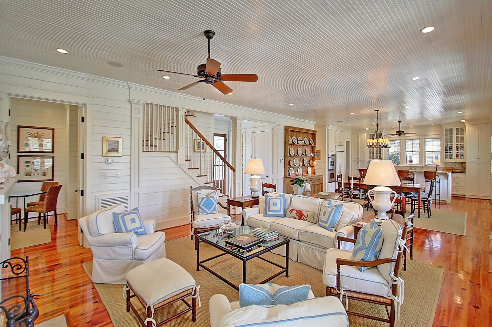 Watch House - Image 4