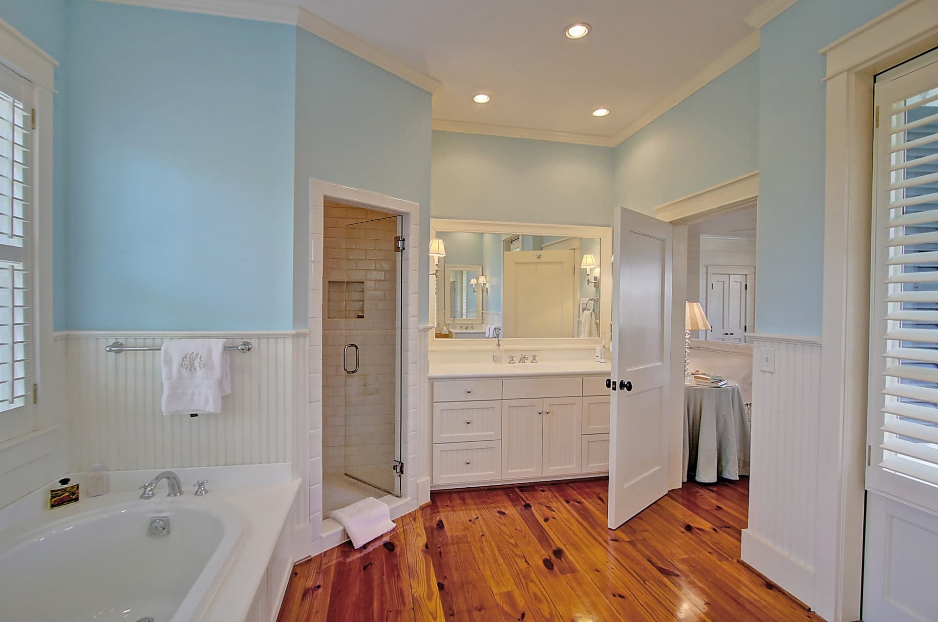 Watch House - Image 27