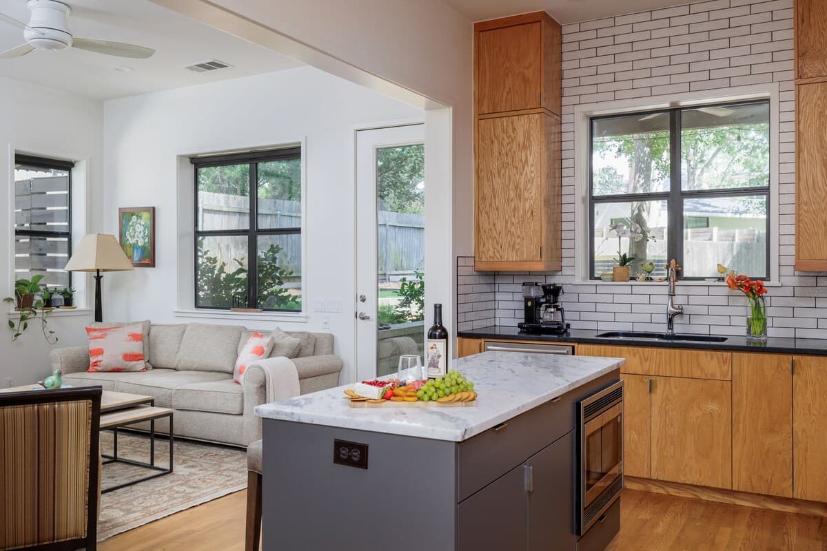 Barton Springs Oasis - Image 4