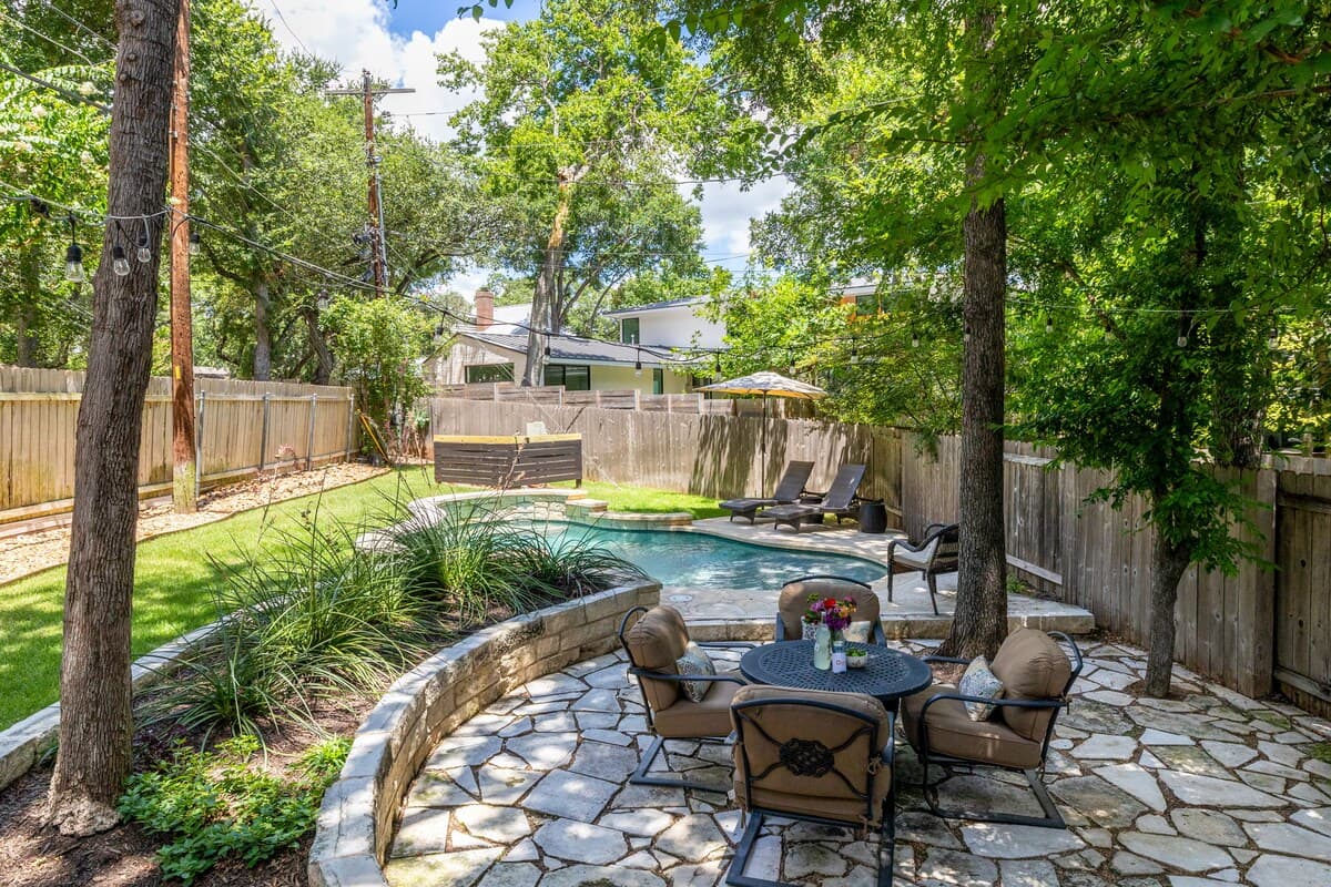 Barton Springs Oasis - Image 17