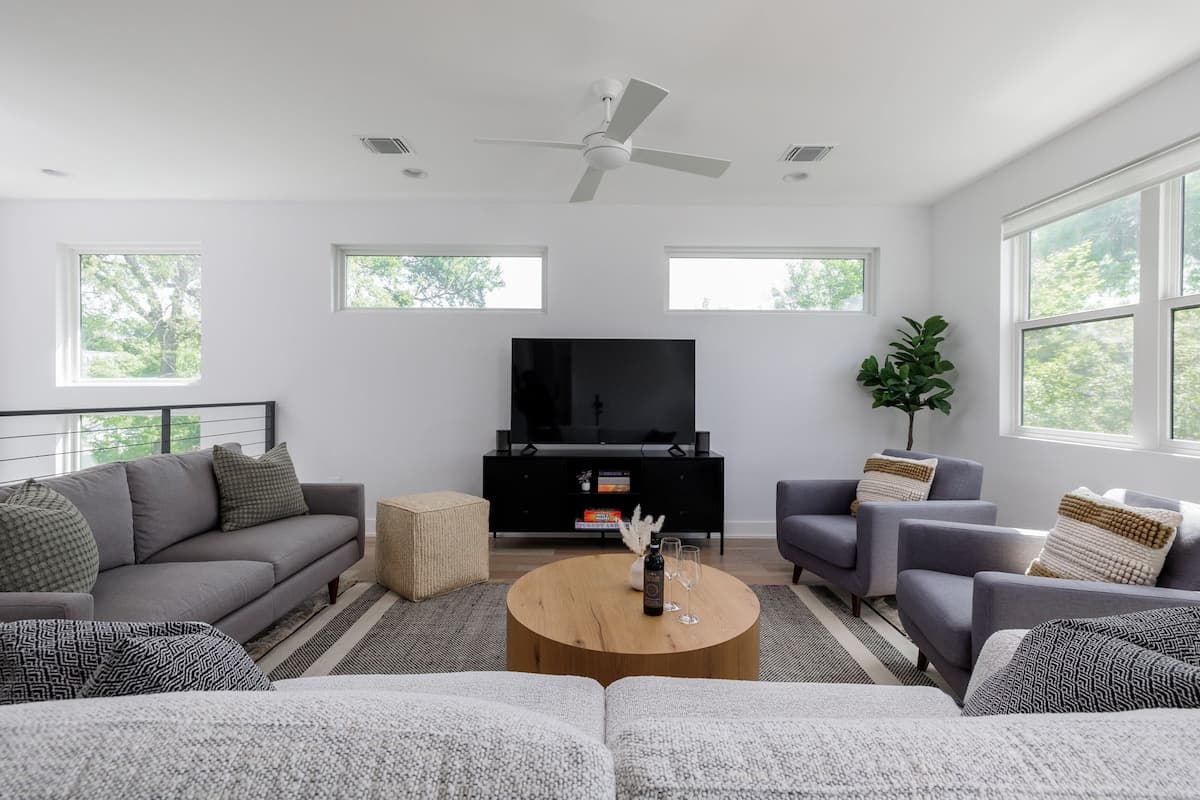 South Austin Oasis - Image 4