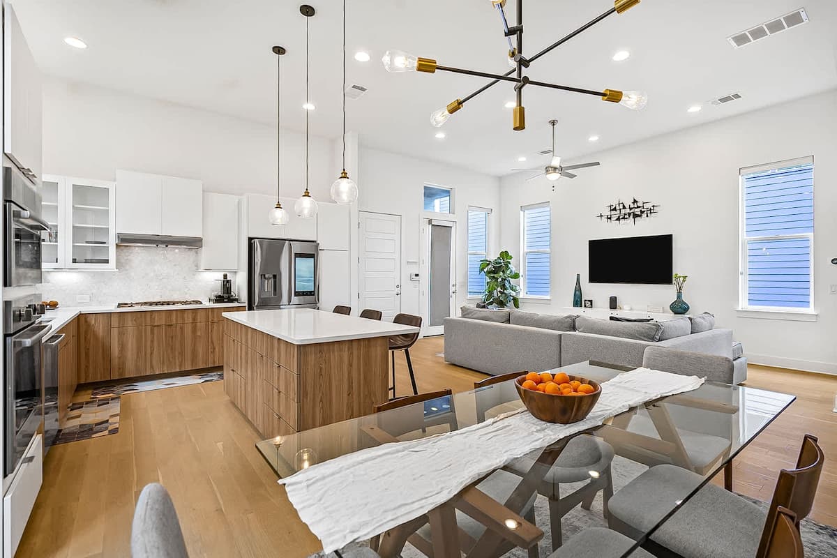 Austin Urban Elegance - Image 4