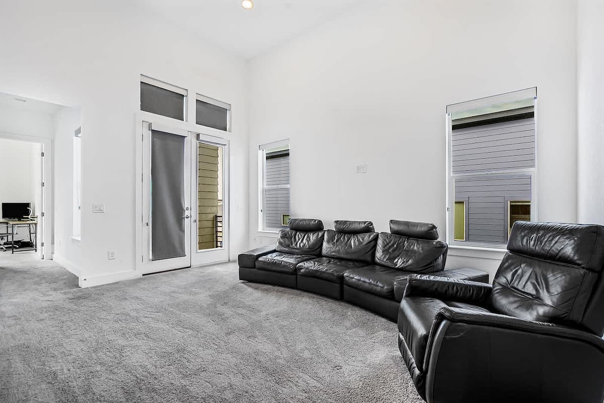 Austin Urban Elegance - Image 19