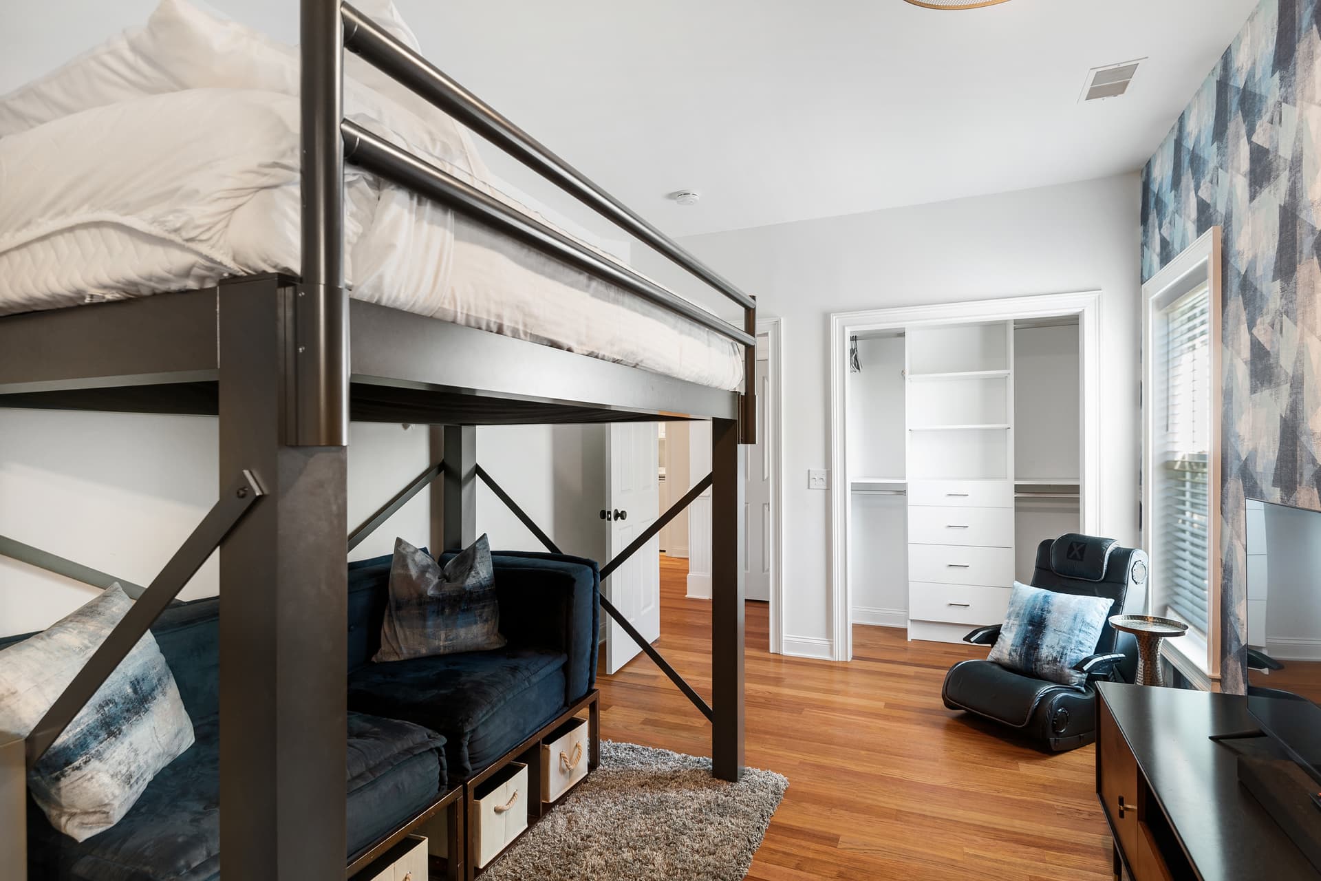 30th Avenue Villa - Image 18