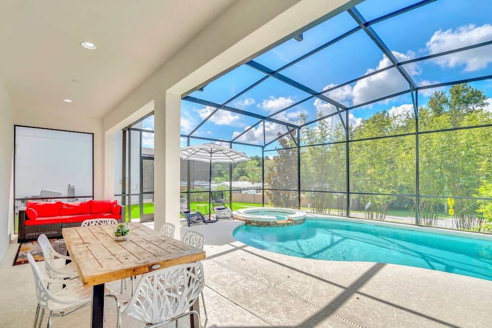 Blockbuster Getaway - Image 42