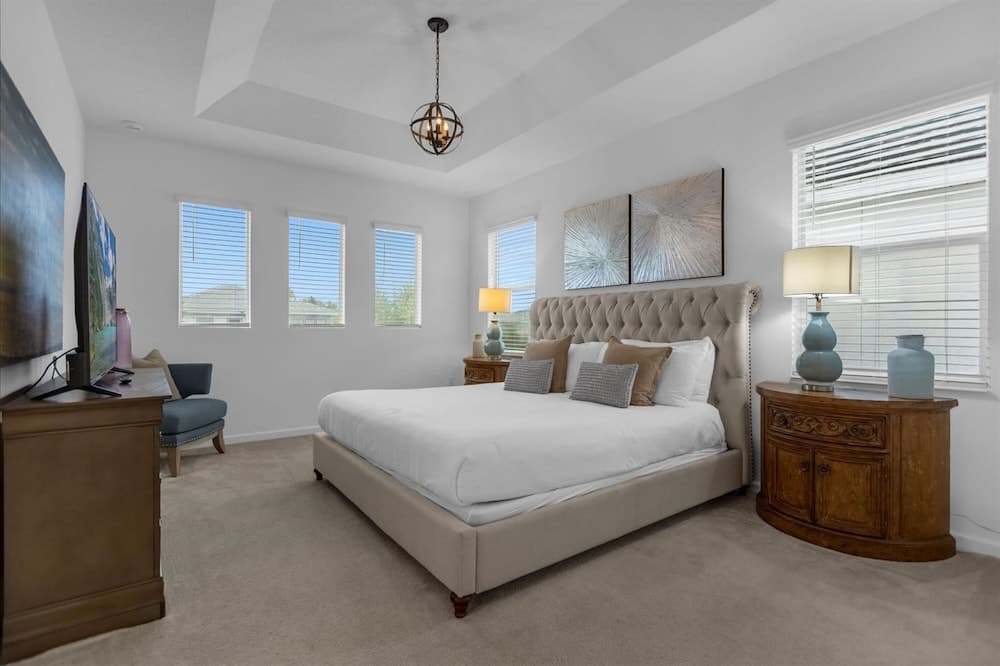 Blockbuster Getaway - Image 28