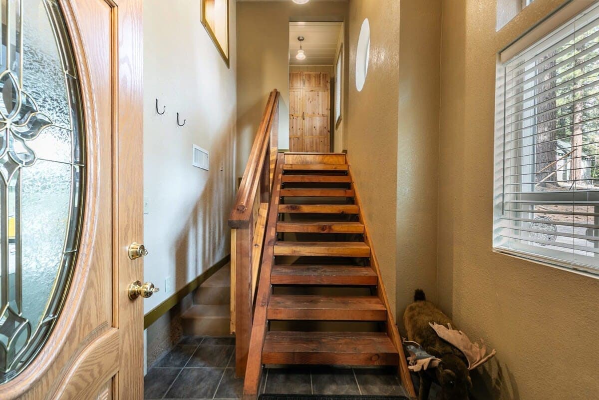 Classic Tahoe Cabin - Image 9