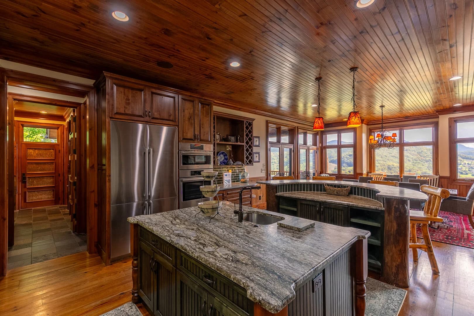 Overlook Estate in The Farm - Image 13