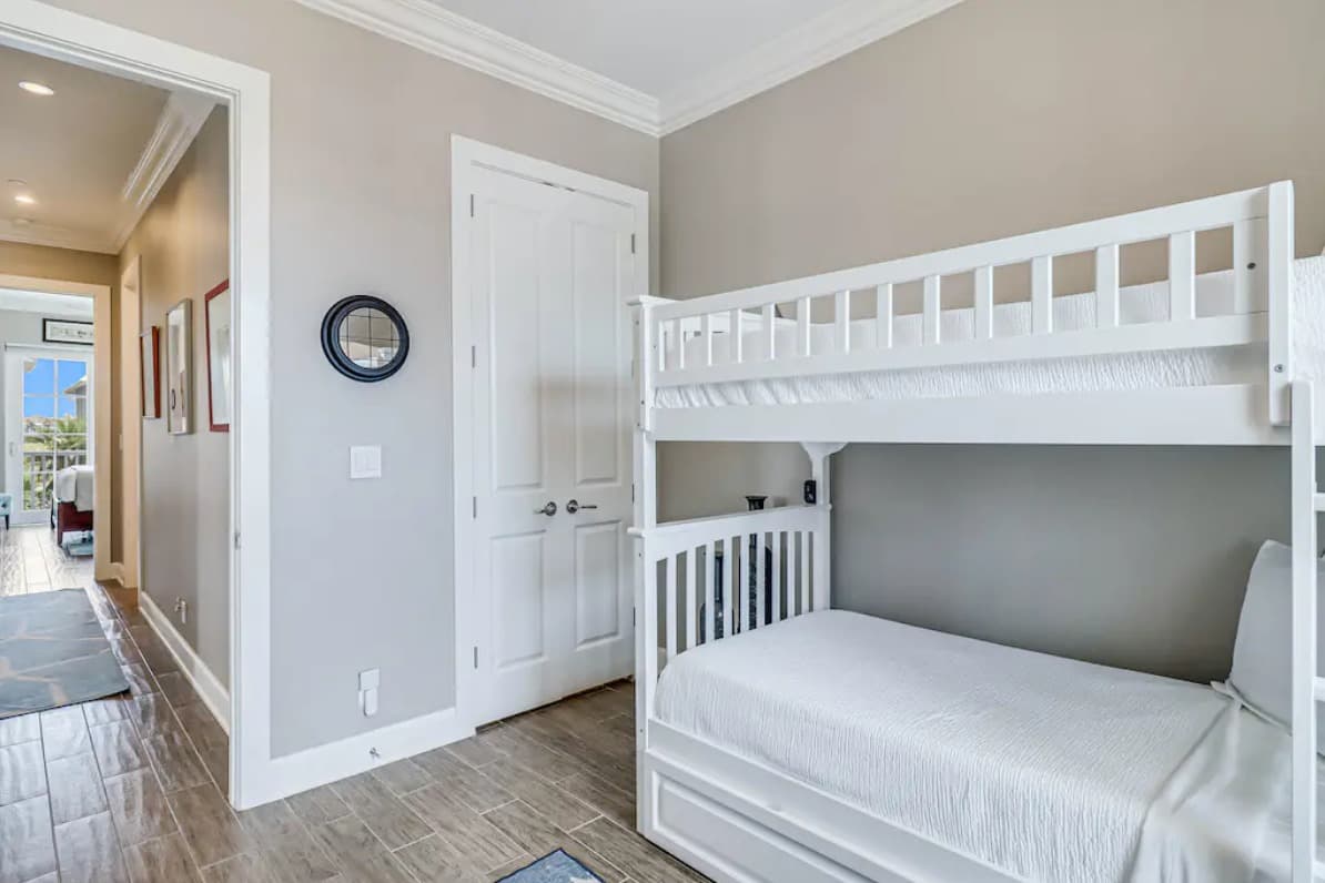 Doctor's Orders Residence - Image 18