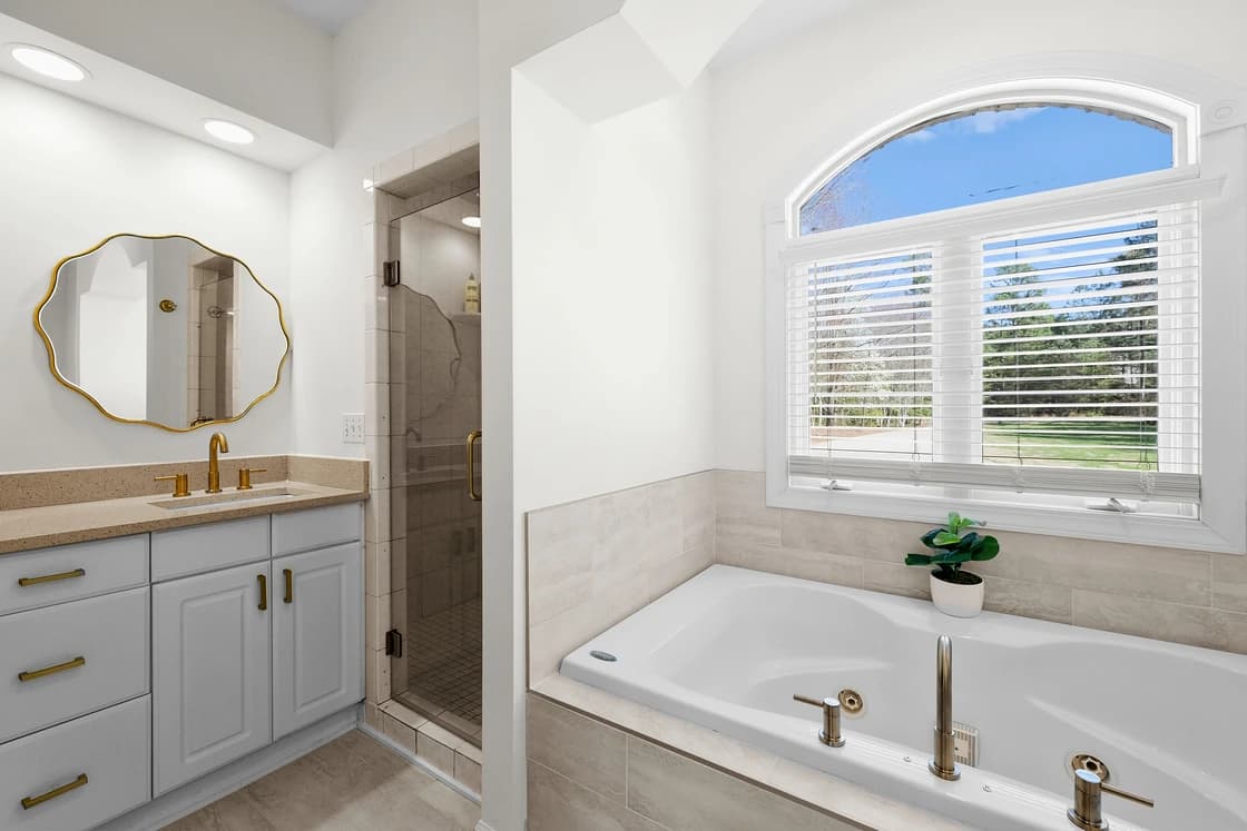 Knotty Pines - Image 31