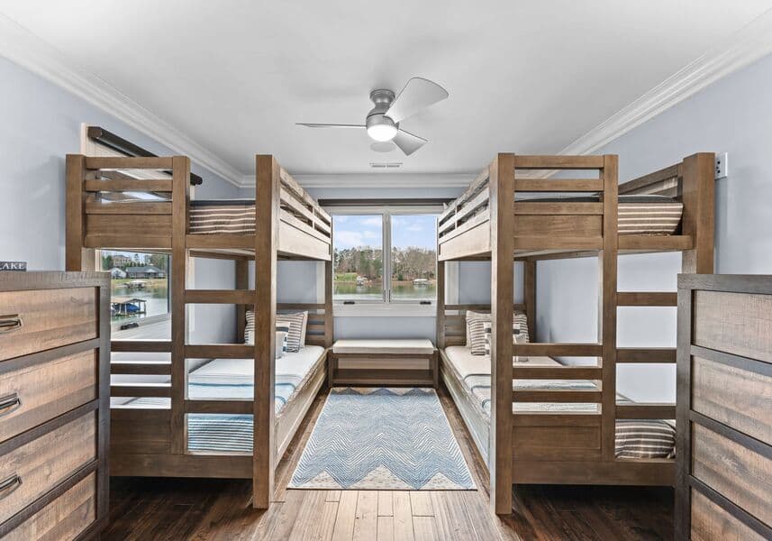 Lucent Sunset Retreat - Image 30