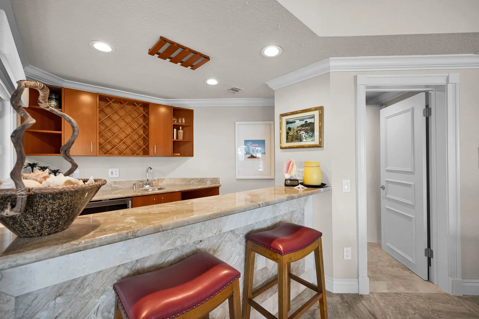 Oceanfront Estate - Image 10