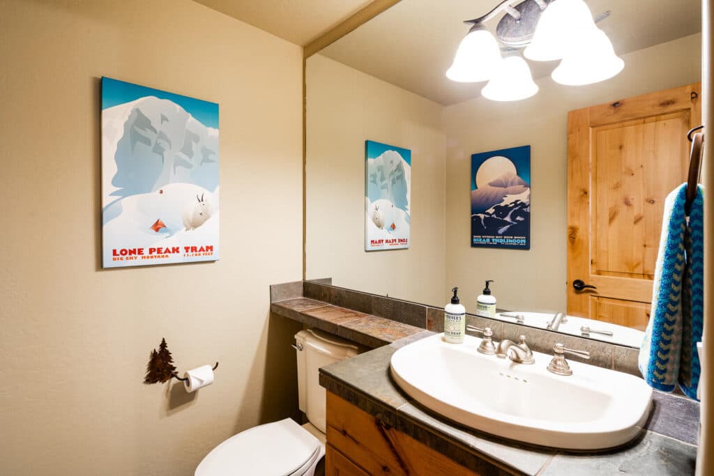 Full Moon House - Image 7