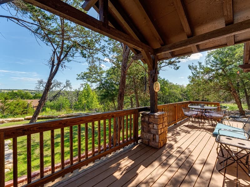 Cedar Bliss Texas Cabin - Image 3