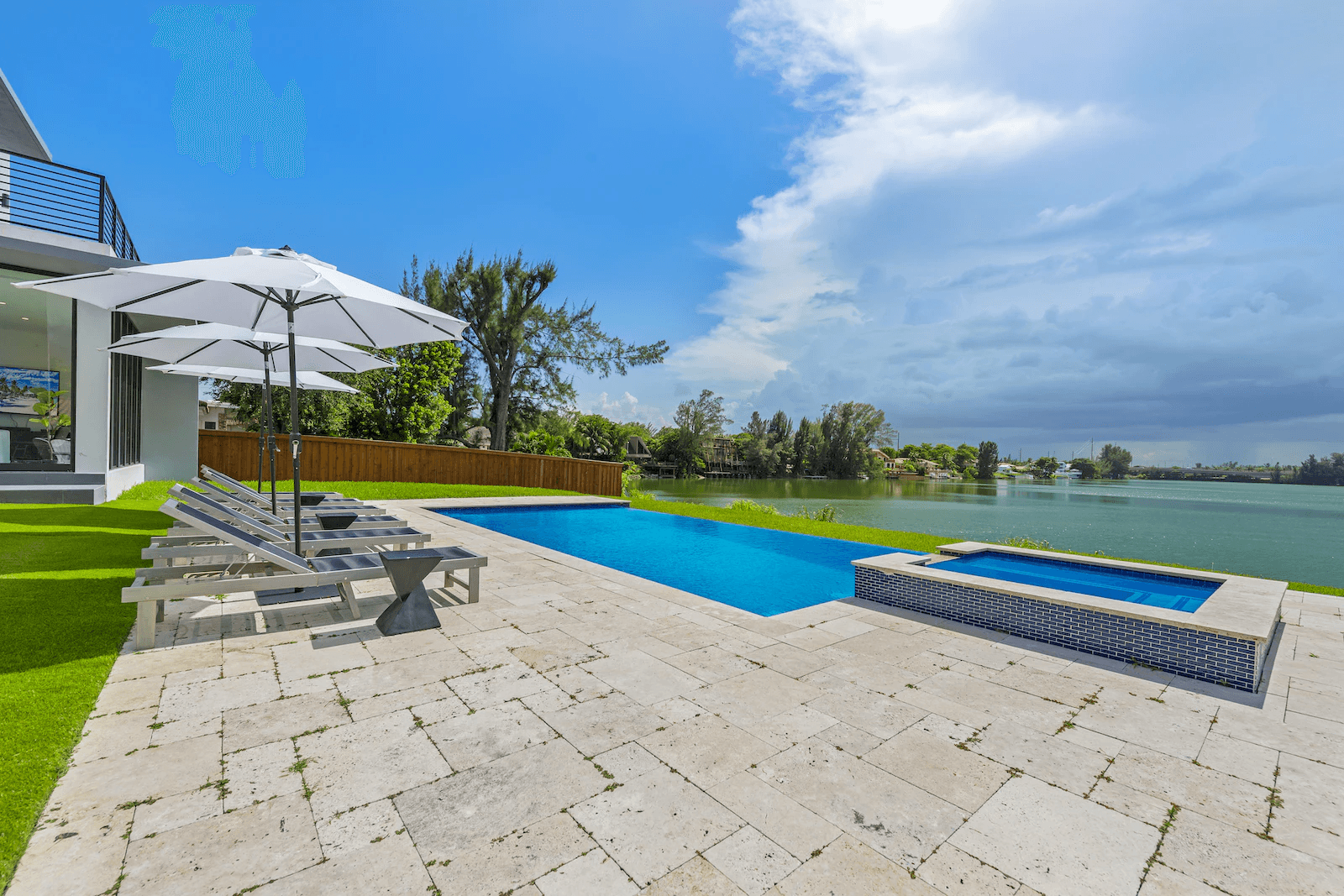 Villa Lago - Image 39