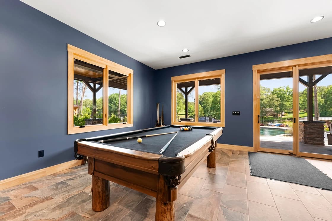 Black Bear Lodge - Image 34