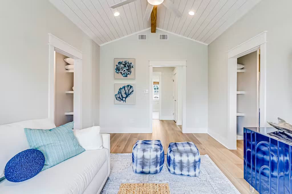 Beachin' Bungalow - Image 17