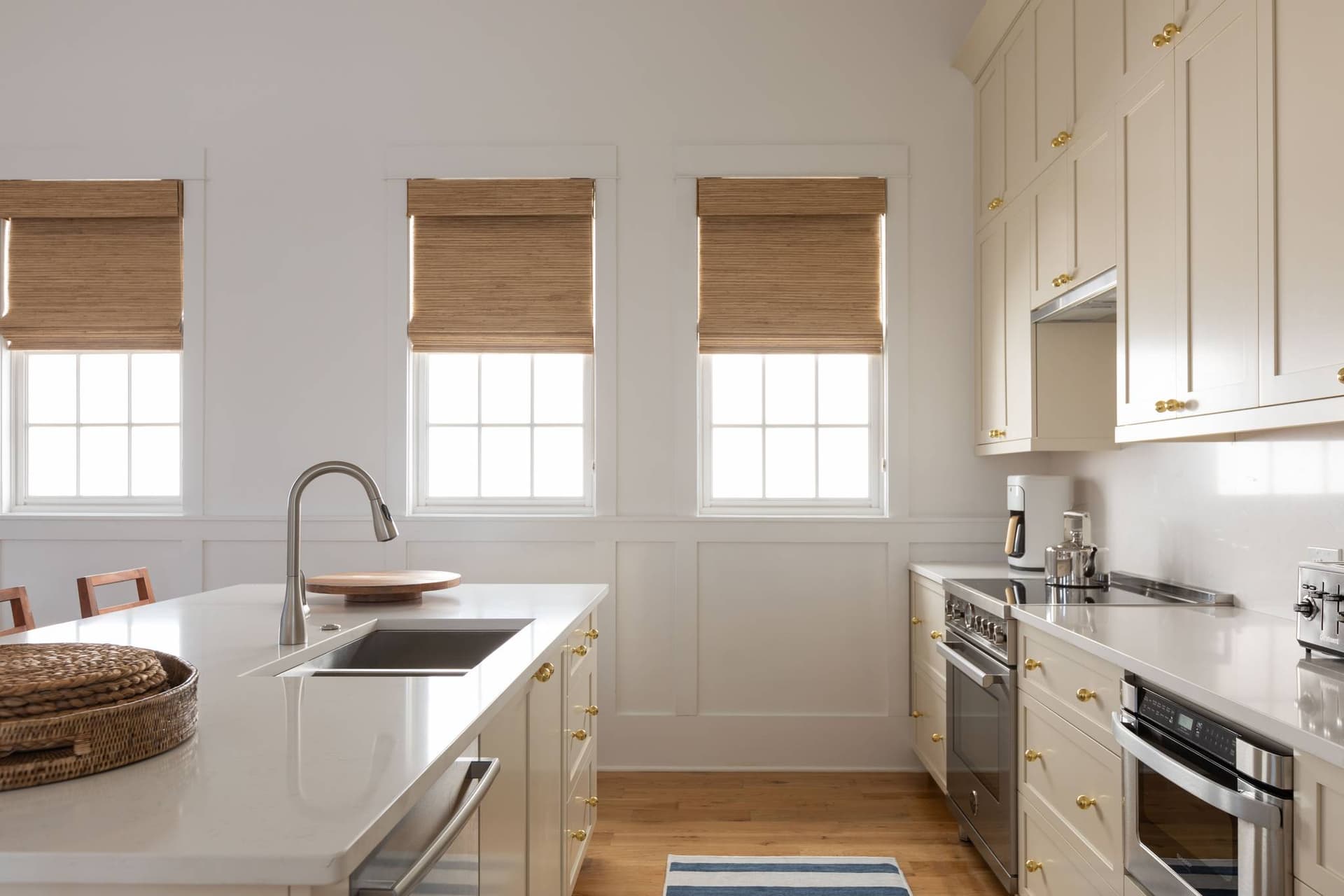 Center Stage - Image 13