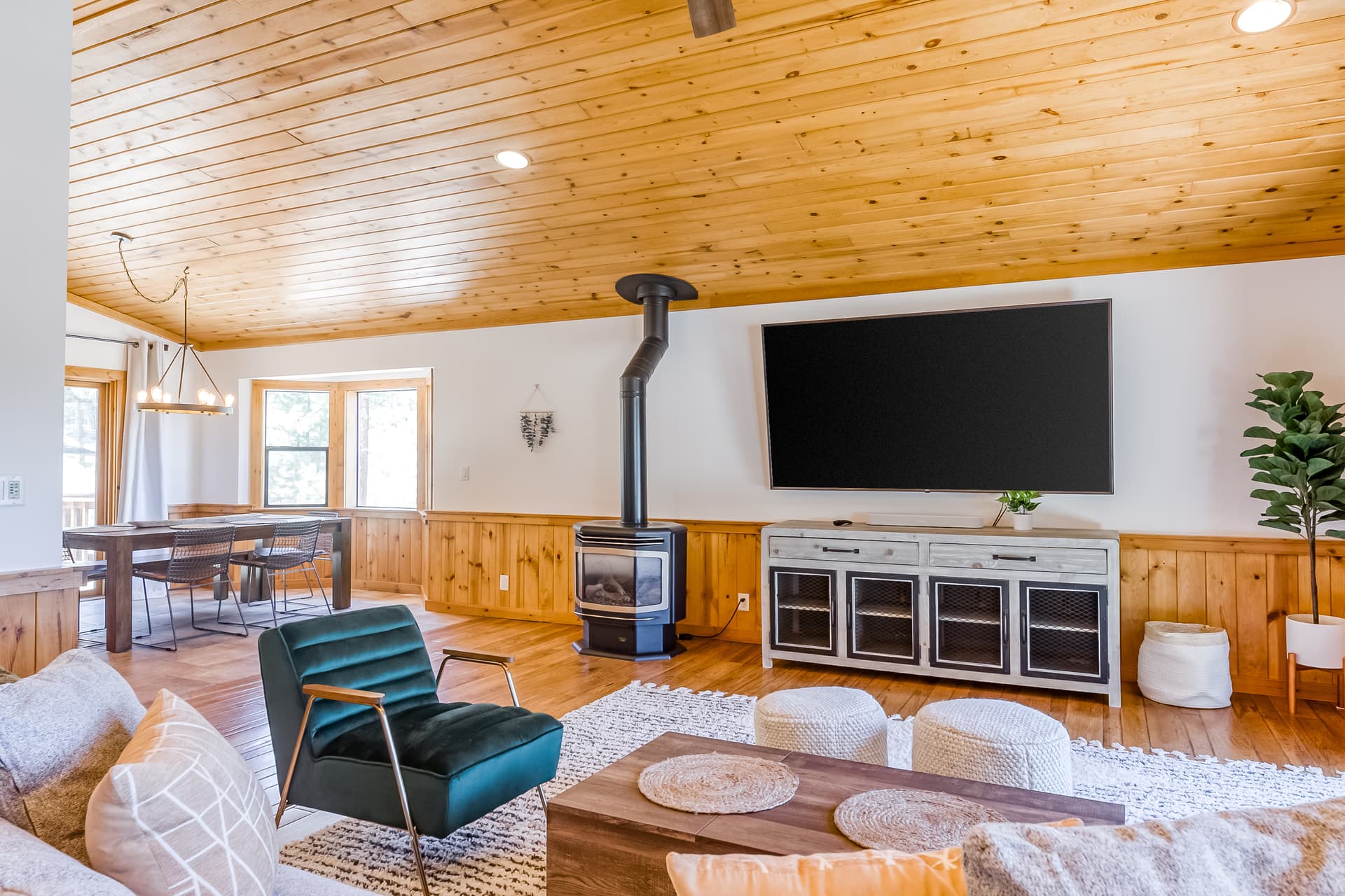 Truckee's Wonder Home - Image 3