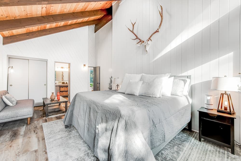 Balboa at Big Bear #404 - Image 6