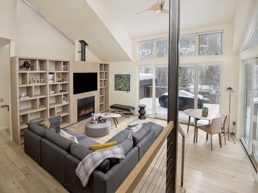 Bald Mt Home - Image 1