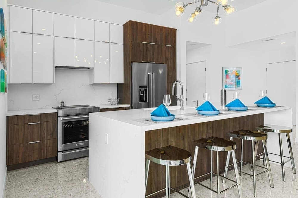 Bauhaus Estate - Image 10