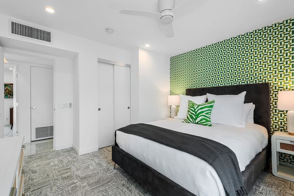 Bauhaus Estate - Image 27