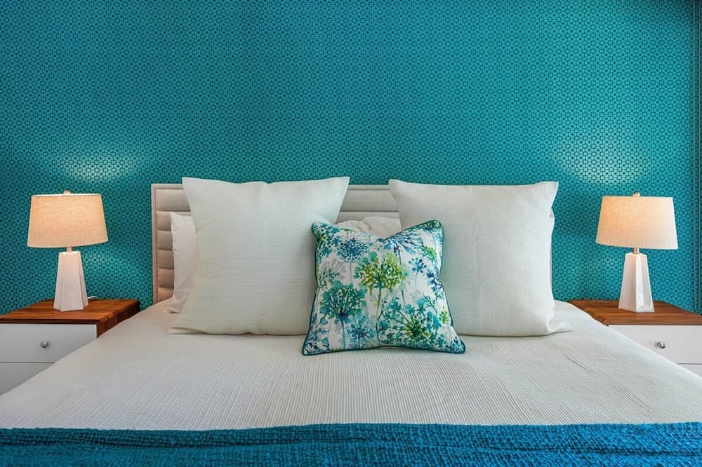 Bauhaus Estate - Image 35